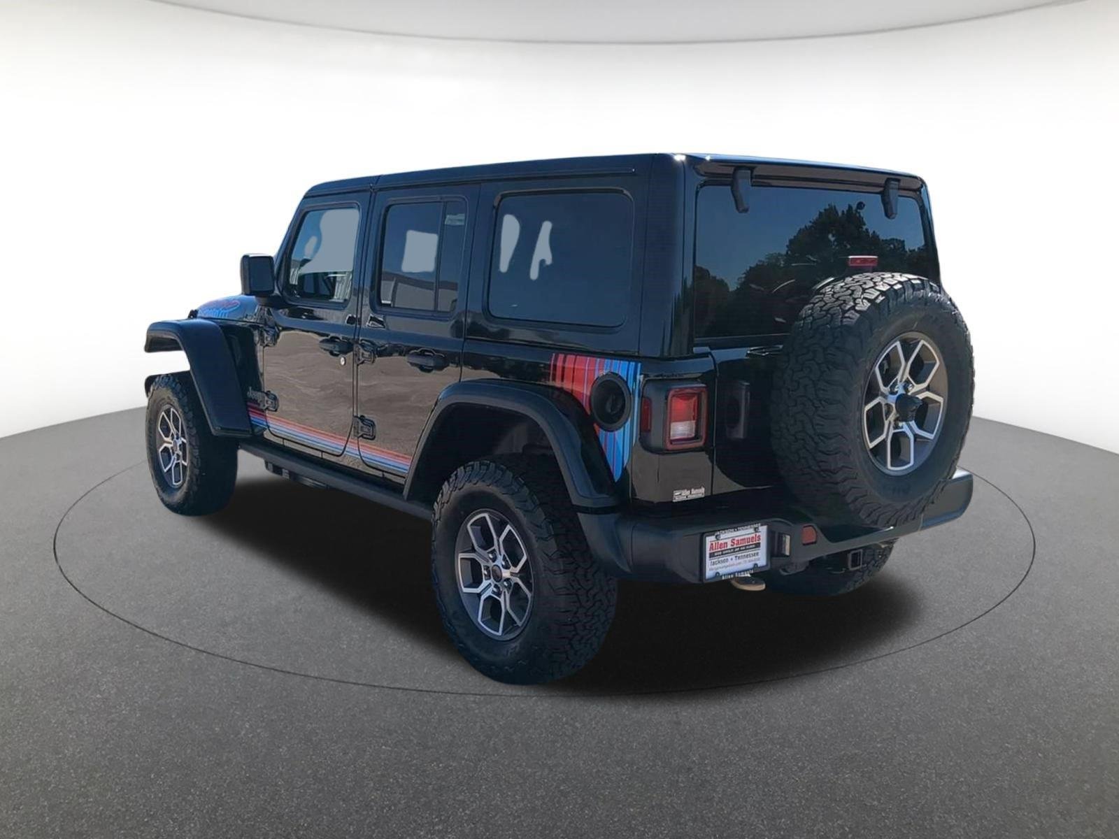 New 2027 Black Clear-Coat Paint Jeep Rewind image 6