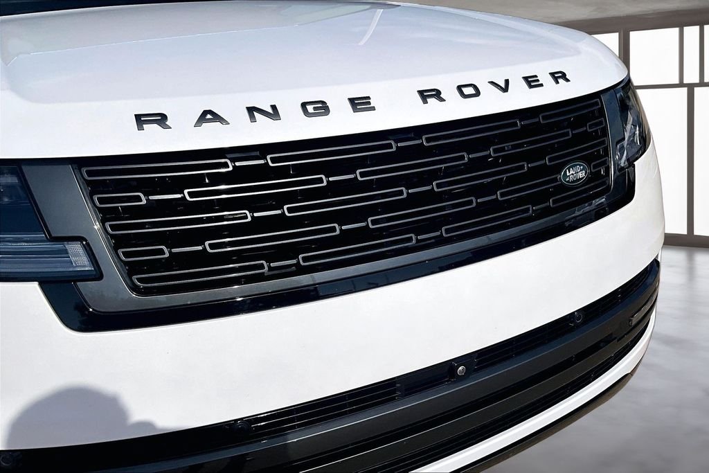 Certified Used 2024 Ostuni Pearl White Metallic Land Rover Autobiography image 28