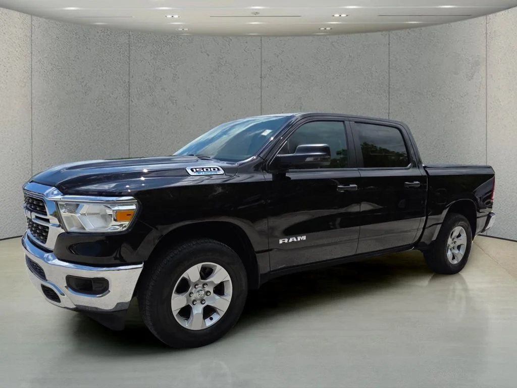 Certified Used 2024 Diamond Black Crystal Pearlcoat Ram Big Horn image 7