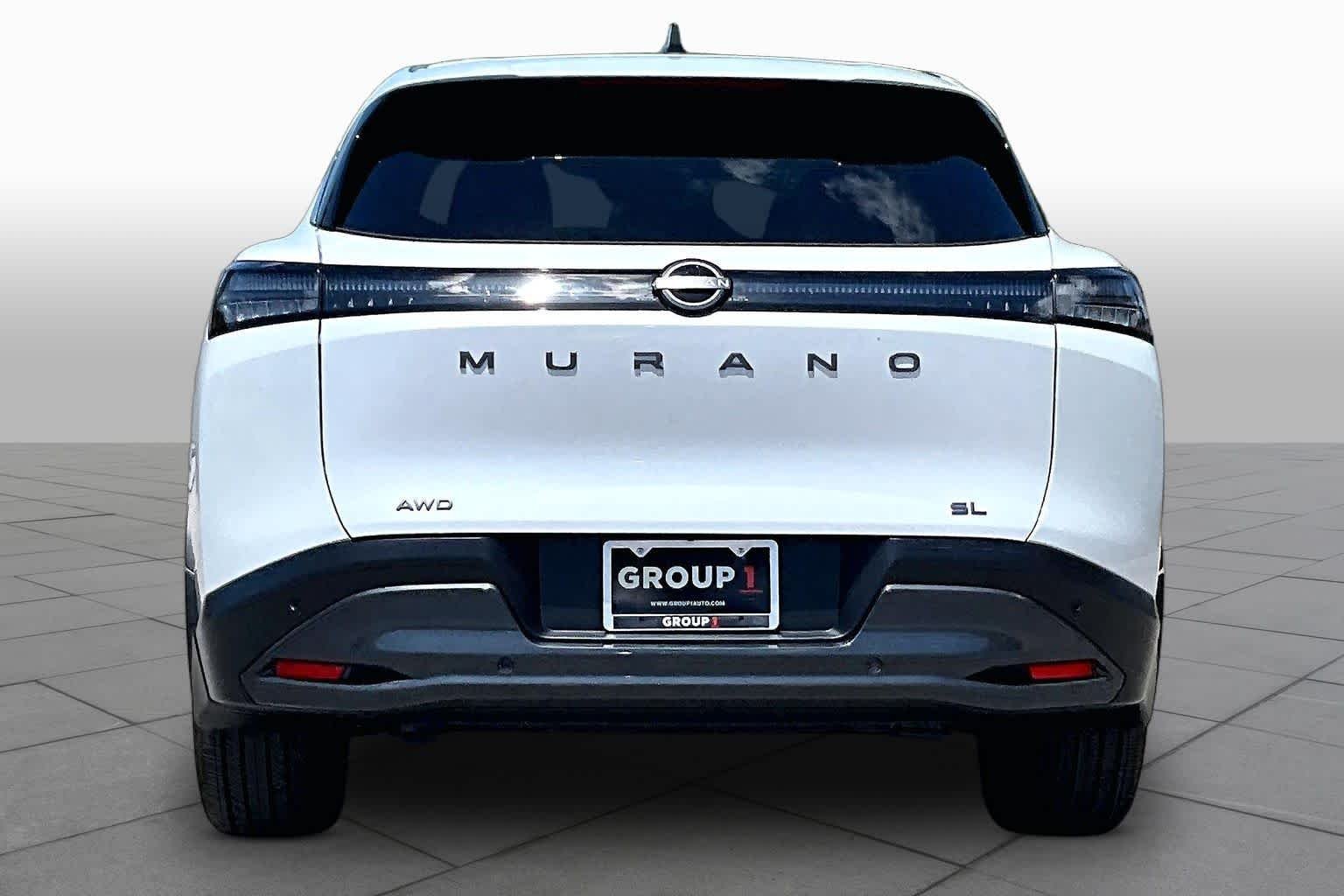 New 2026 Everest White Pearl TriCoat Nissan SL image 4