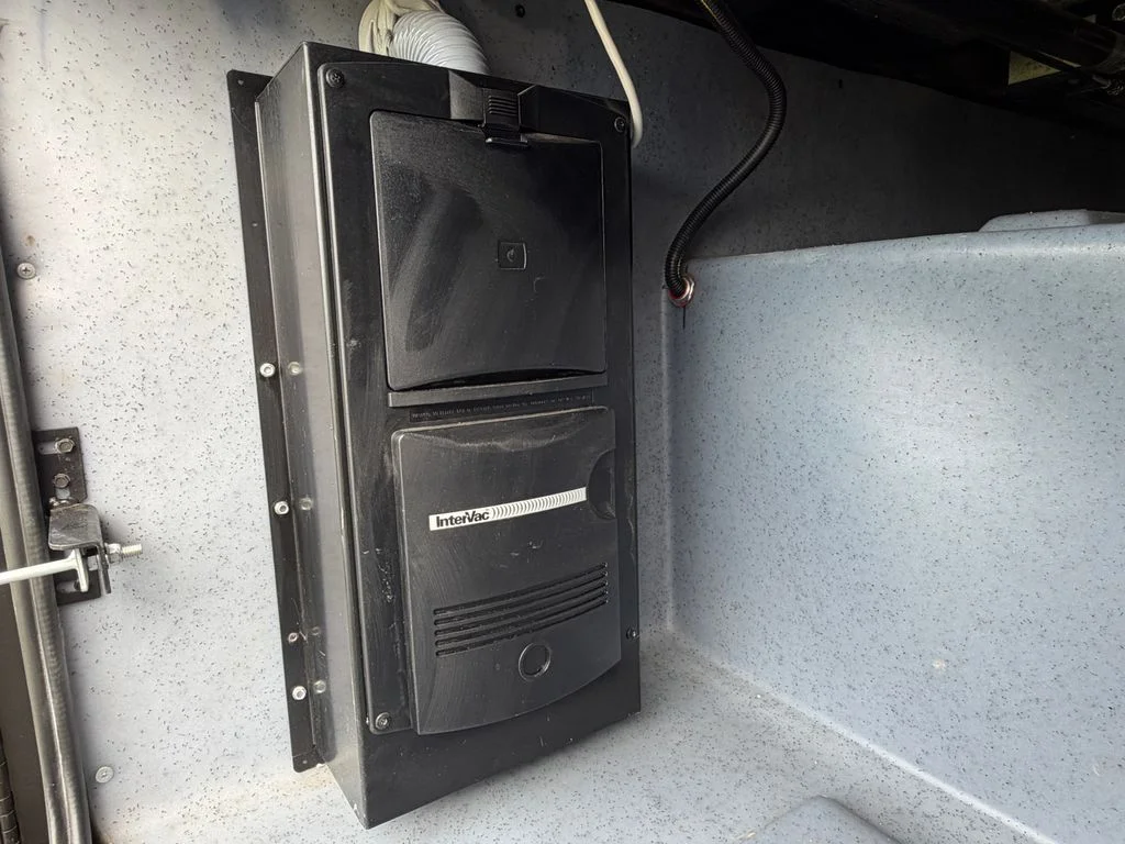 Used 2014  Tiffin  image 30