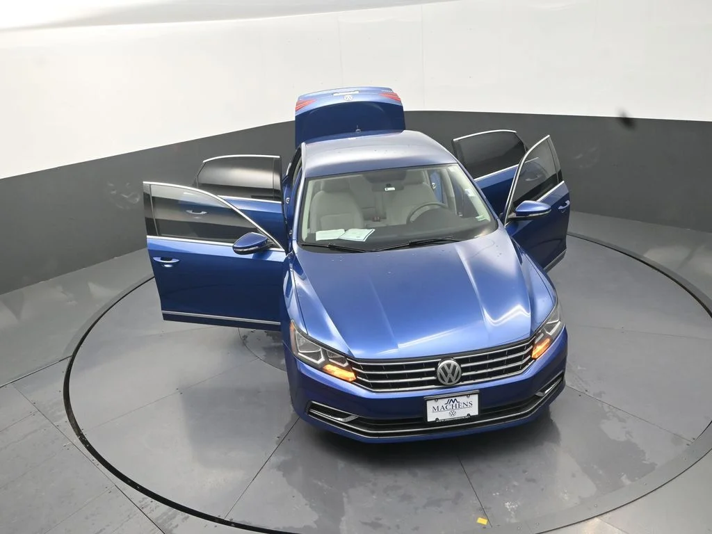 Used 2017 Blue Volkswagen 1.8T S image 32