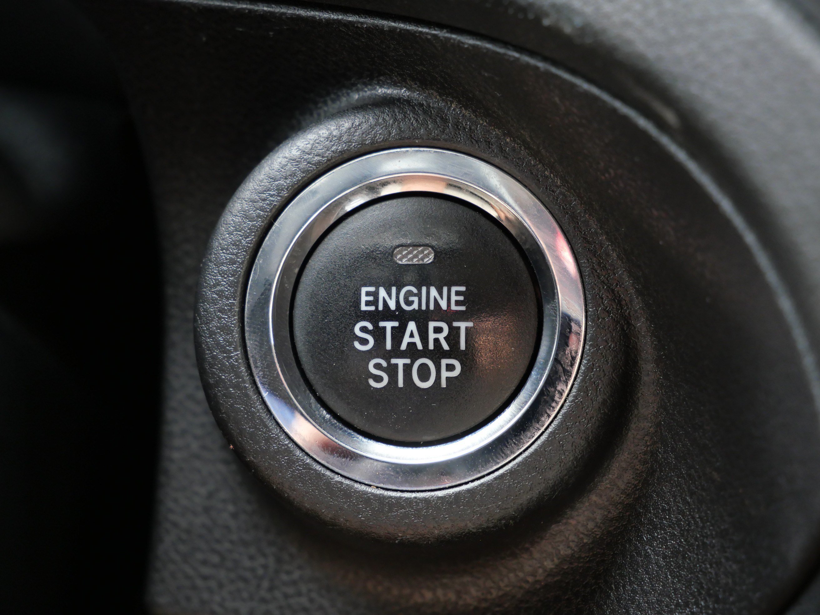 Used 2022 Crystal White Pearl Subaru Premium image 31