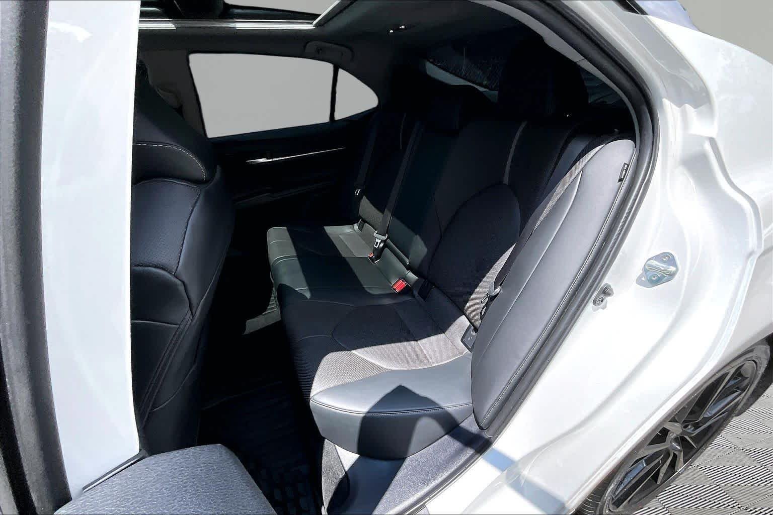 Used 2024 Wind Chill Pearl/Midnight Black Metallic Toyota XSE V6 image 21