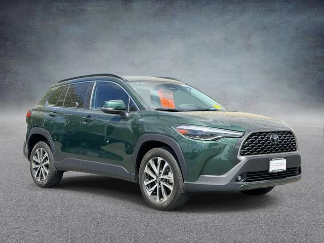 2024 Toyota Corolla Cross XLE