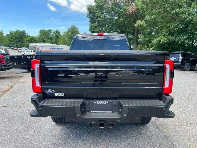 2025 Ford F-250 Super Duty Platinum - Photo 6