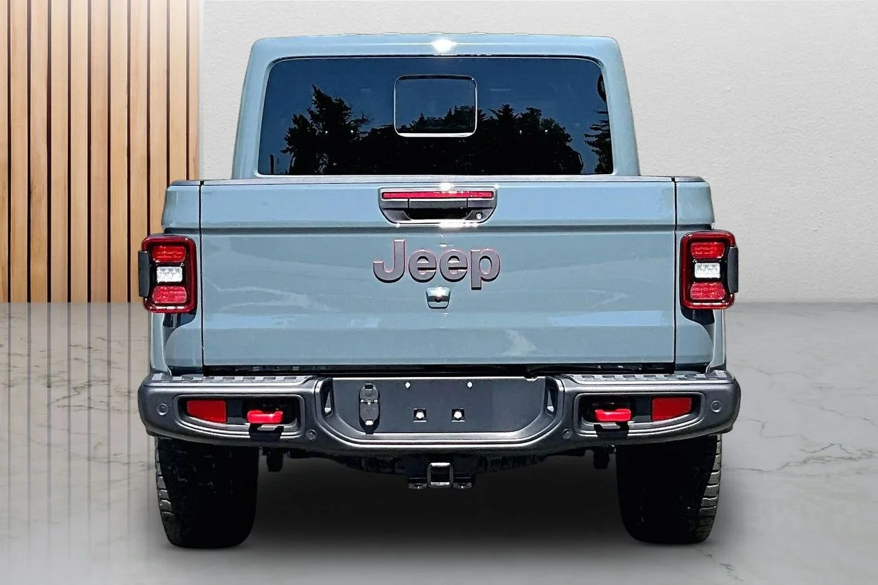 New 2026 Anvil Clear-Coat Exterior Paint Jeep Rubicon X image 8