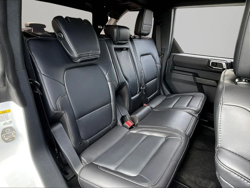 New 2025 Oxford White Ford Outer Banks® image 9