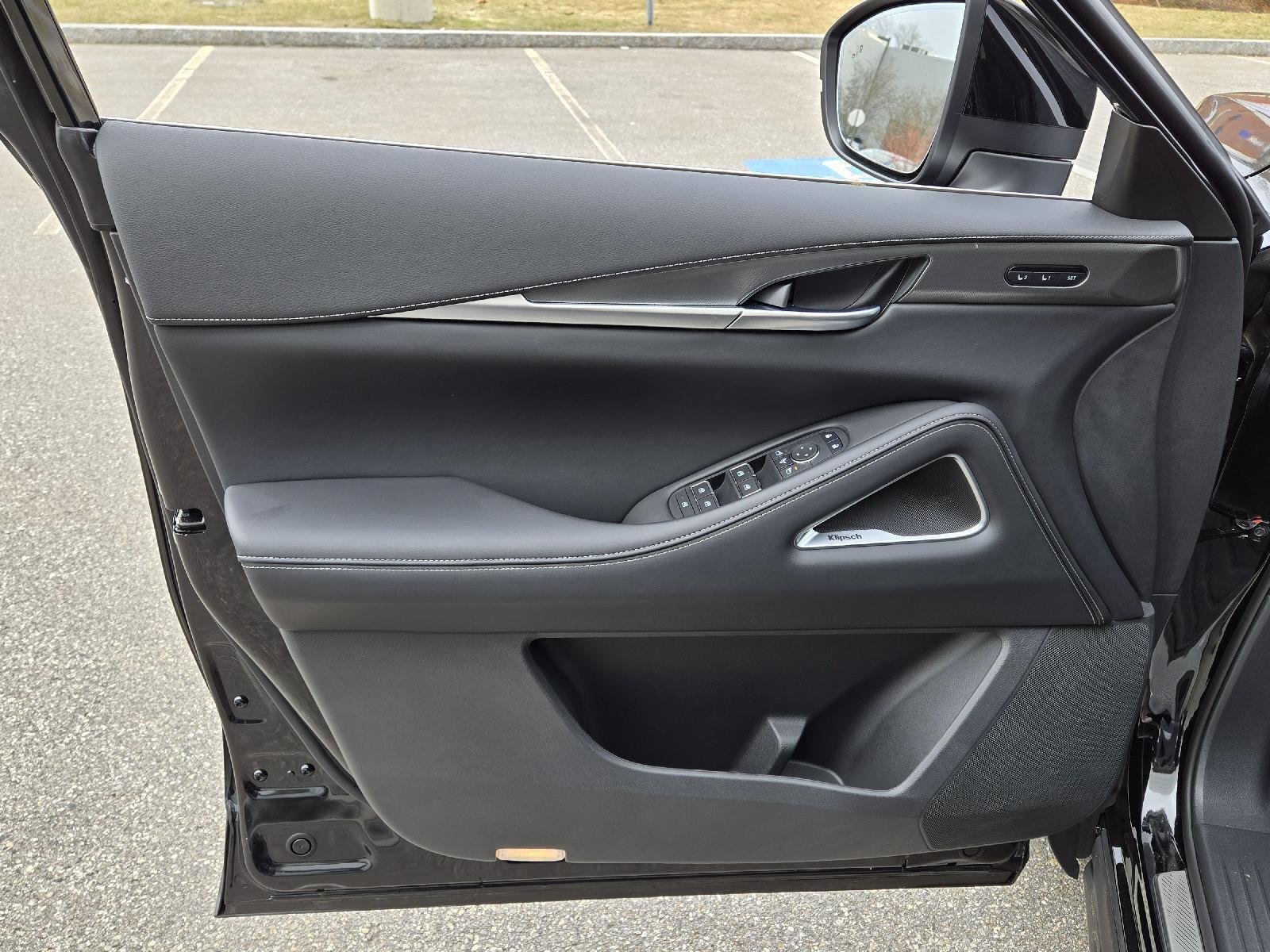 2026 INFINITI QX60 LUXE - Photo 8