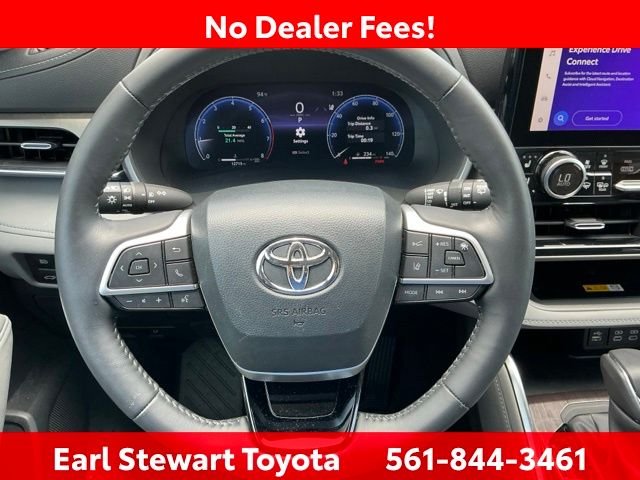 Used 2024  Toyota Limited image 42