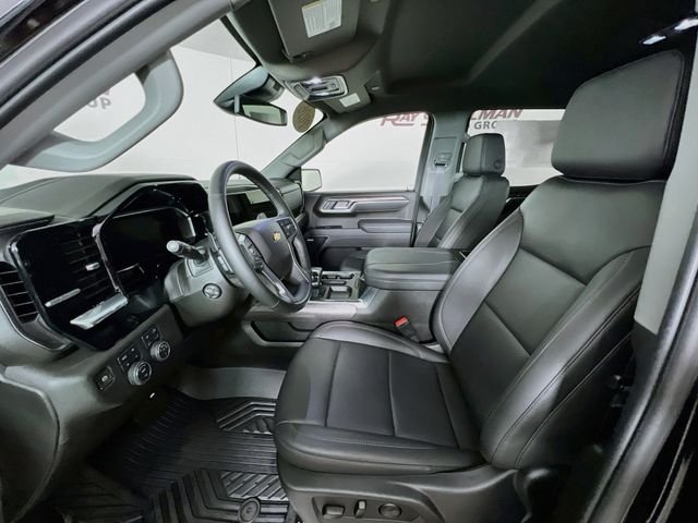 2026 Chevrolet Silverado 1500 LTZ - Photo 10
