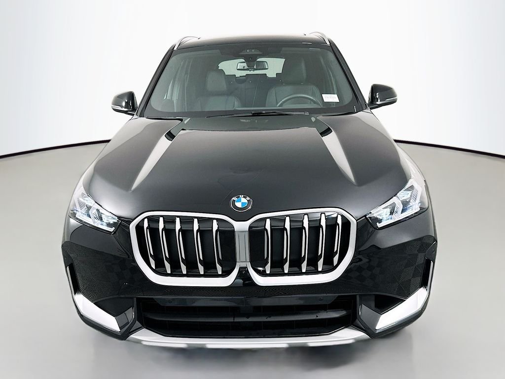 Used 2026 Jet Black BMW xDrive28i image 2