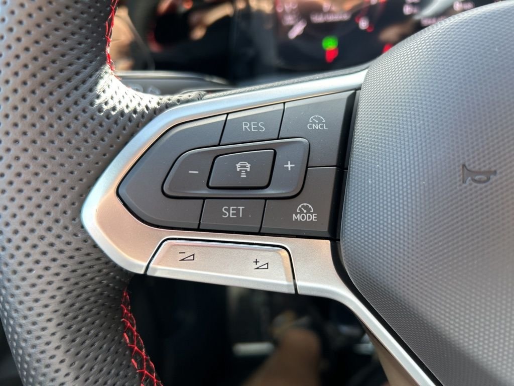 New 2026 Black Volkswagen 2.0T SE image 26