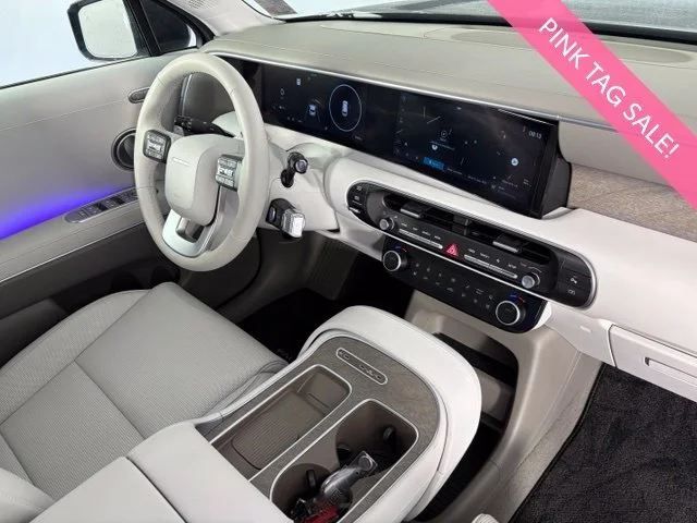 Used 2026 Black Hyundai SEL Premium image 53