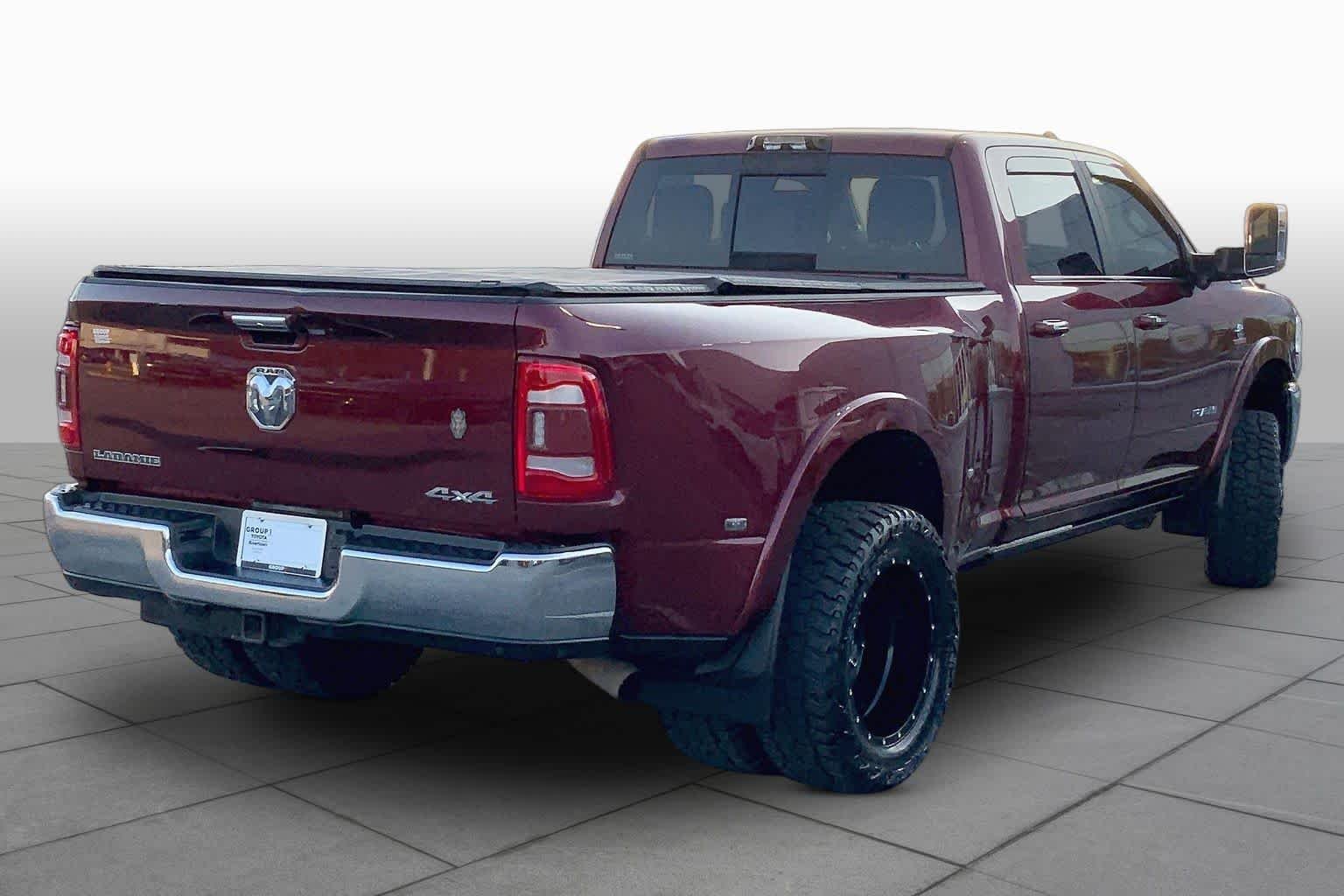 Used 2021 Delmonico Red Pearlcoat Ram Laramie image 12