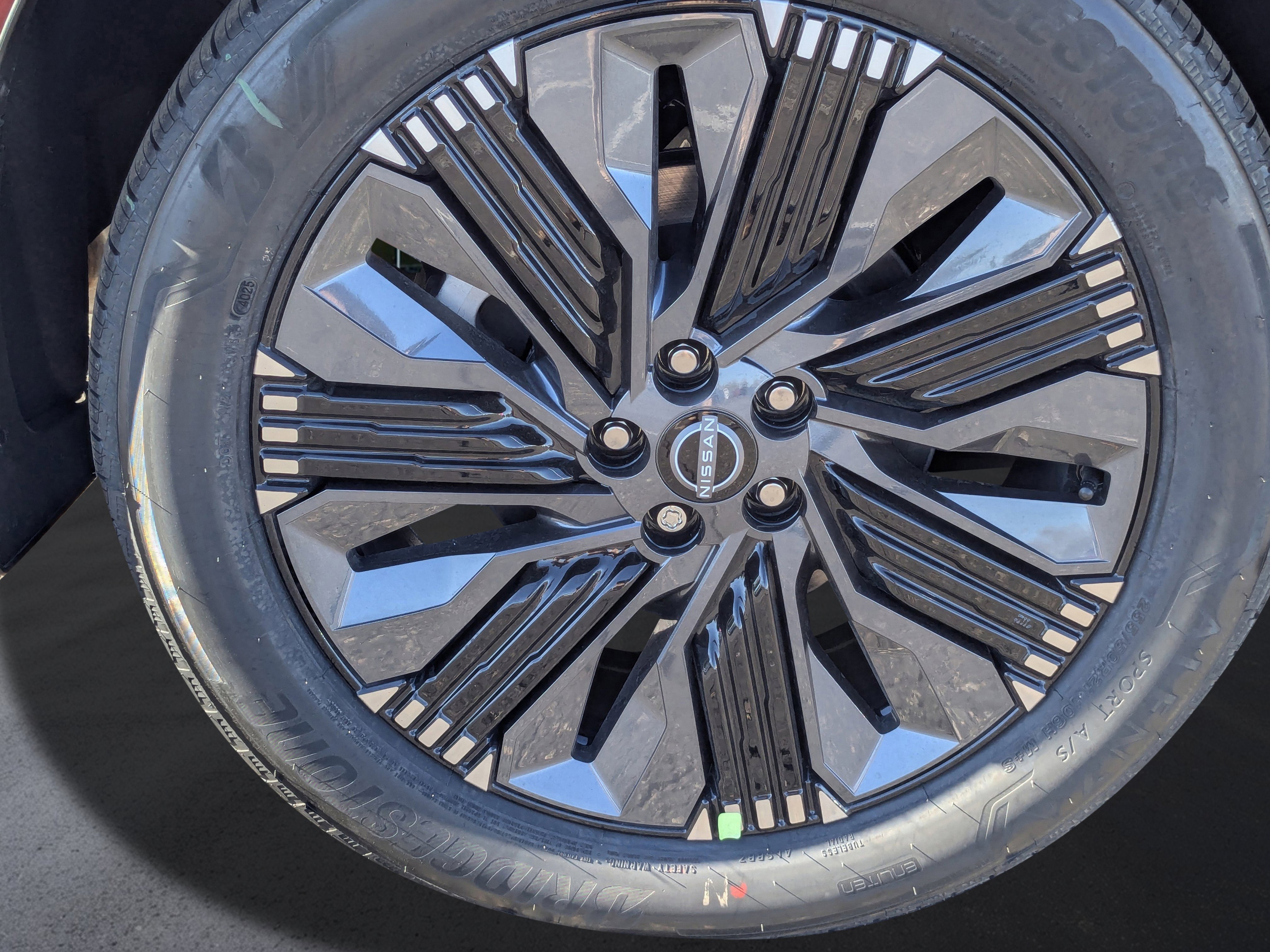 New 2026 Scarlet Ember Tintcoat Nissan Platinum image 9
