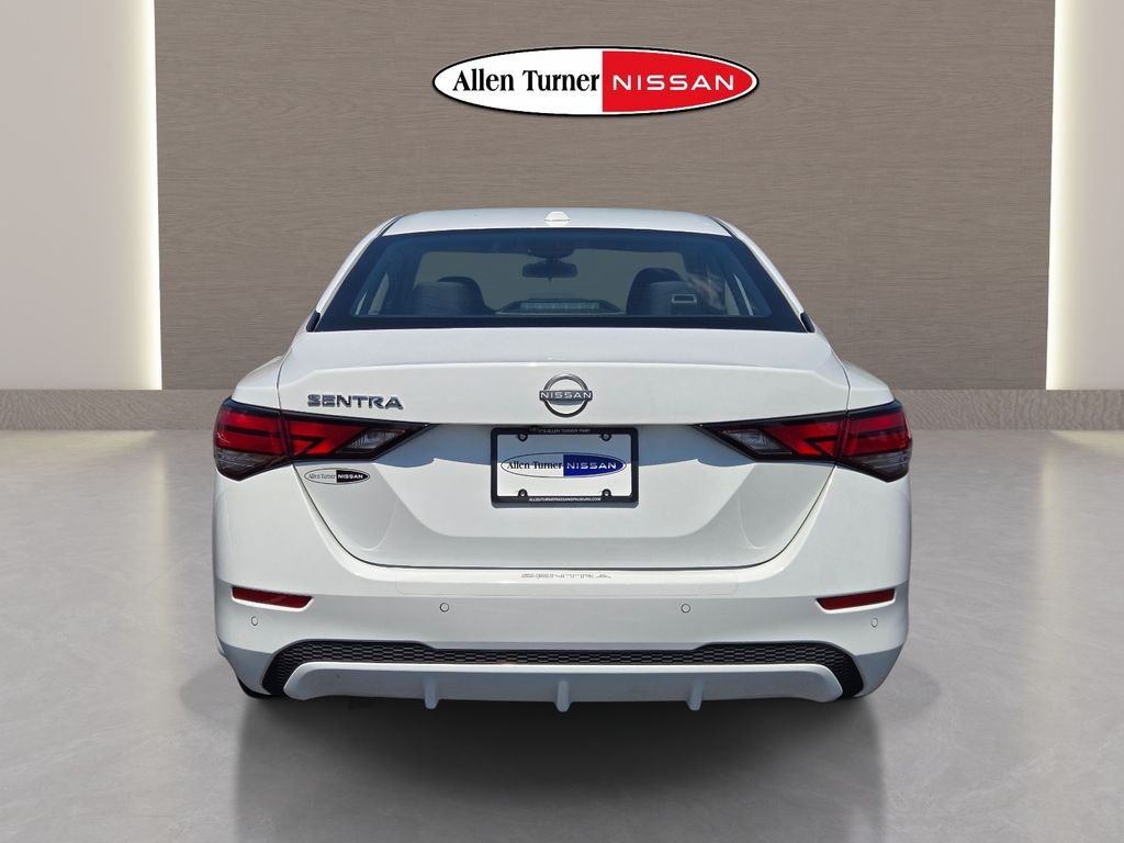 Used 2025 White Nissan SV image 9