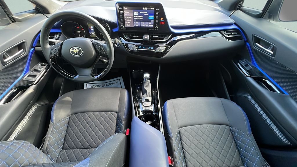 Used 2021 White Toyota XLE image 10