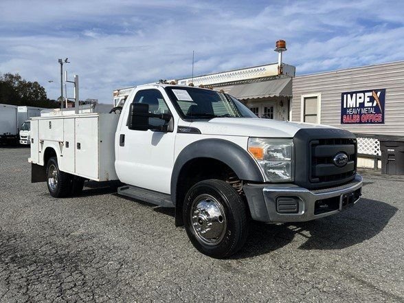 2015 Ford F-450 Super Duty Chassis Cab XL - Photo 3