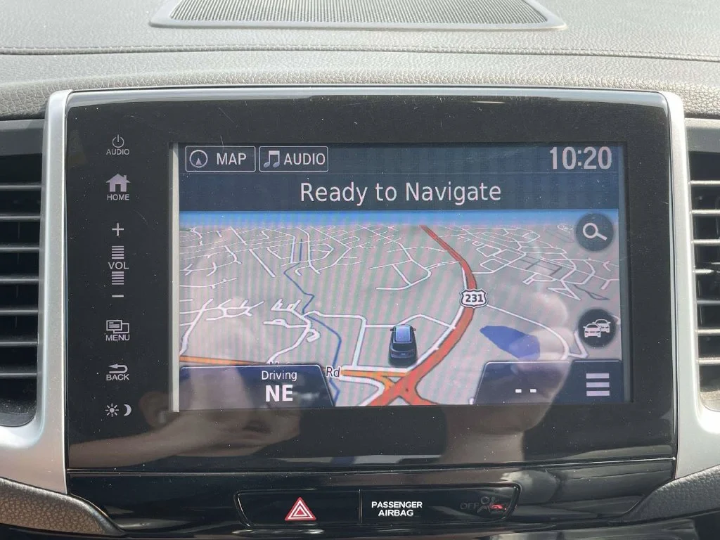 Used 2017  Honda Touring image 21