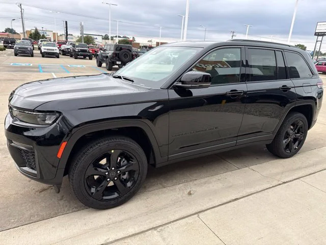 New 2027 Black Jeep Limited image 8
