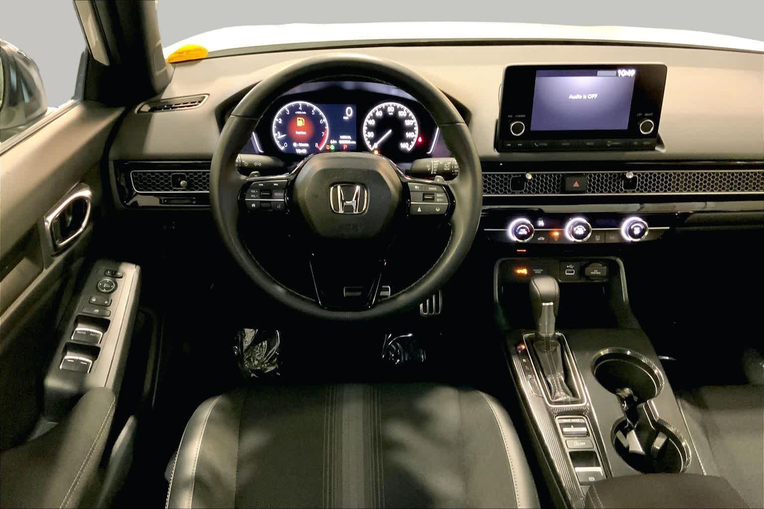 Used 2024 Platinum White Pearl Honda Sport image 10