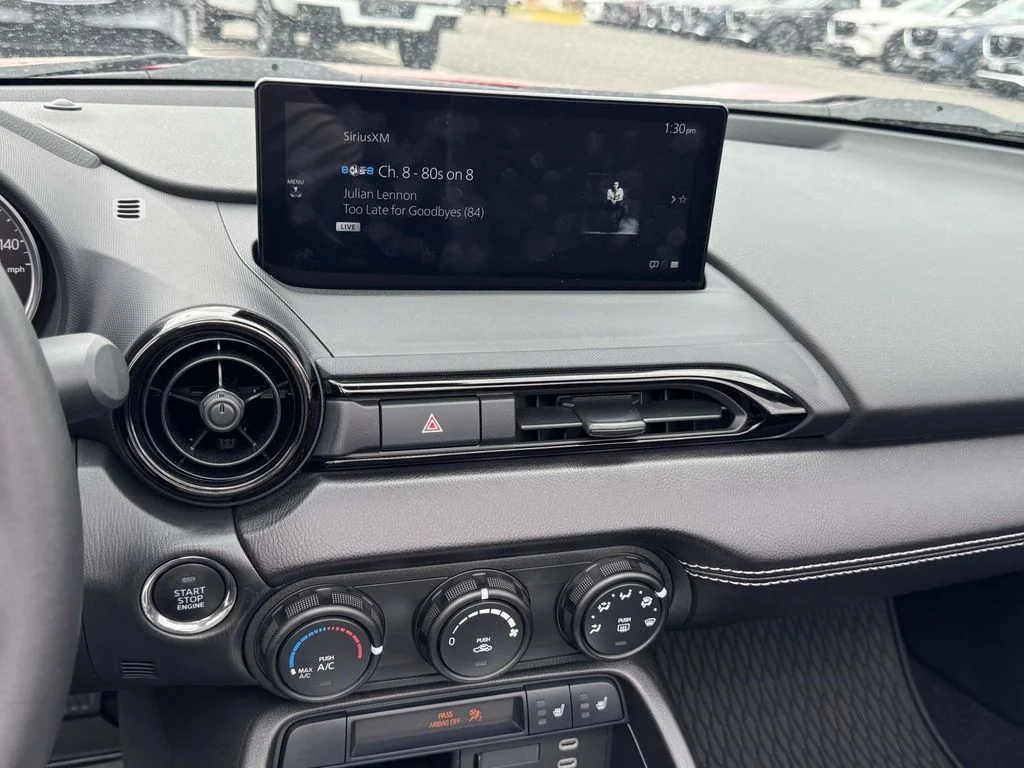 2025 Mazda MX-5 Miata Club - Photo 18