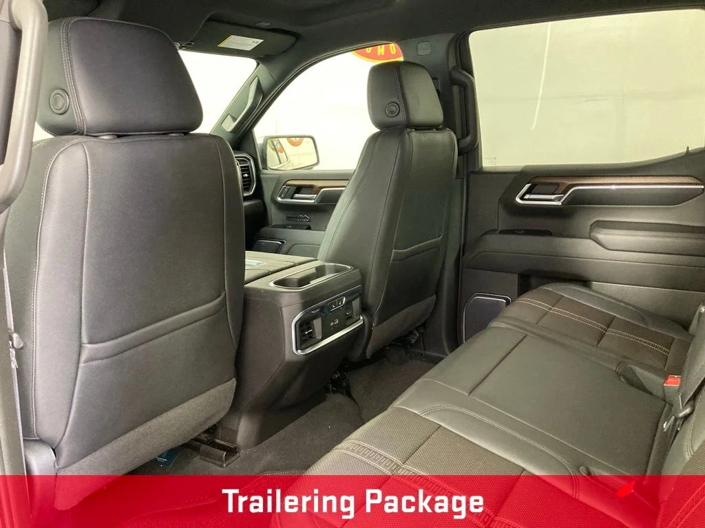 Used 2022 Black Chevrolet High Country image 14