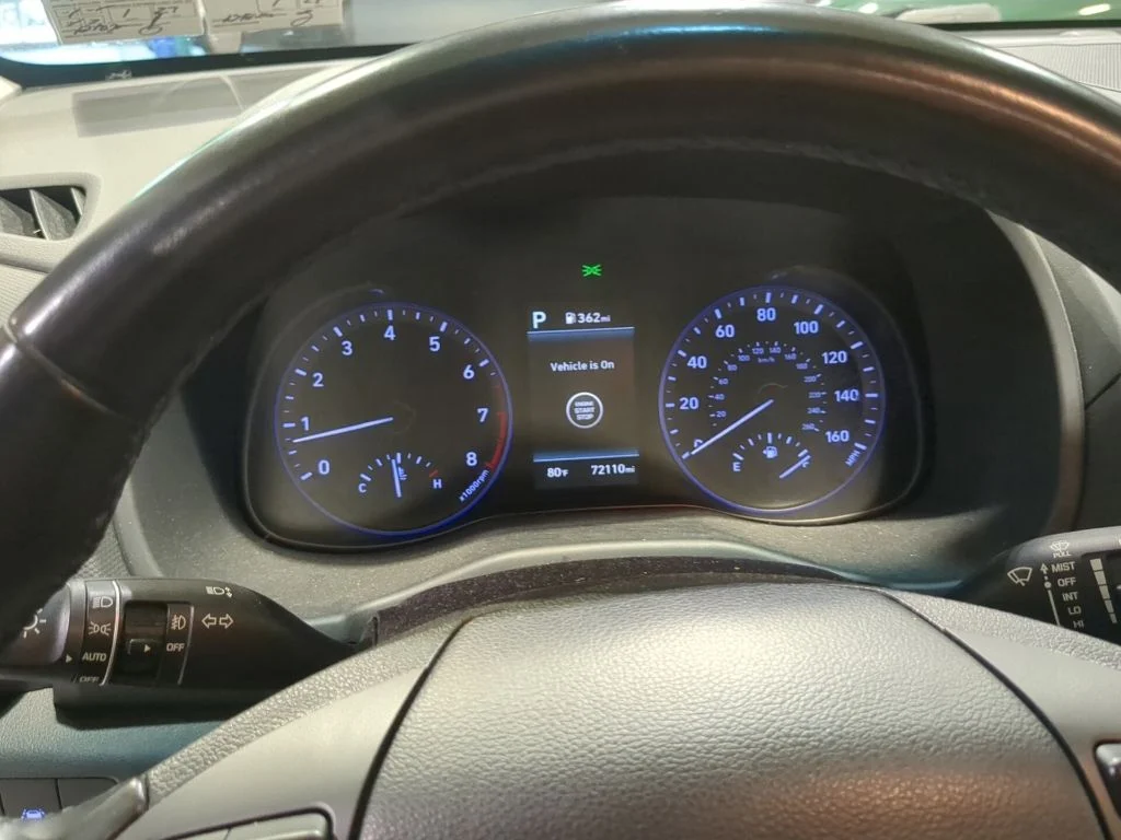 Used 2020 Silver Hyundai SEL Plus image 16
