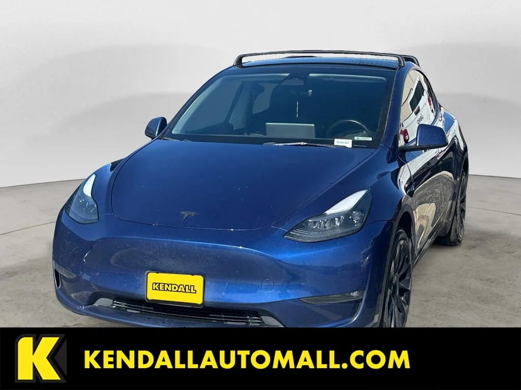 2023 Tesla Model Y Long Range Dual Motor All-Wheel Drive's photo