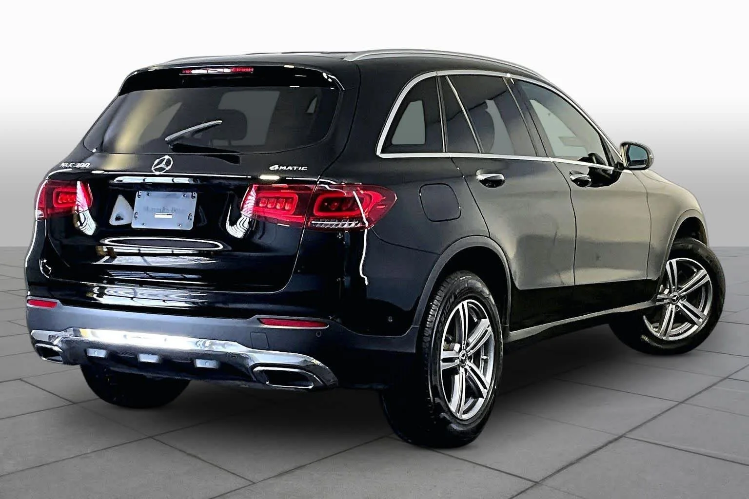 Certified Used 2022 Black Mercedes-Benz GLC 300 image 13