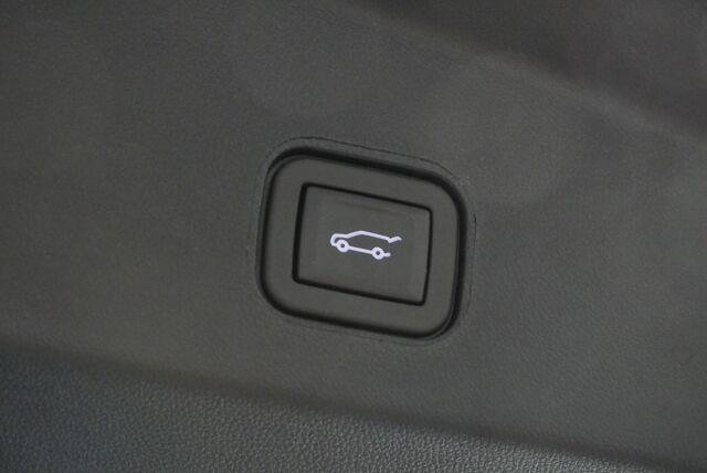 Used 2025 Stellar Black Metallic Cadillac Sport 1 image 38