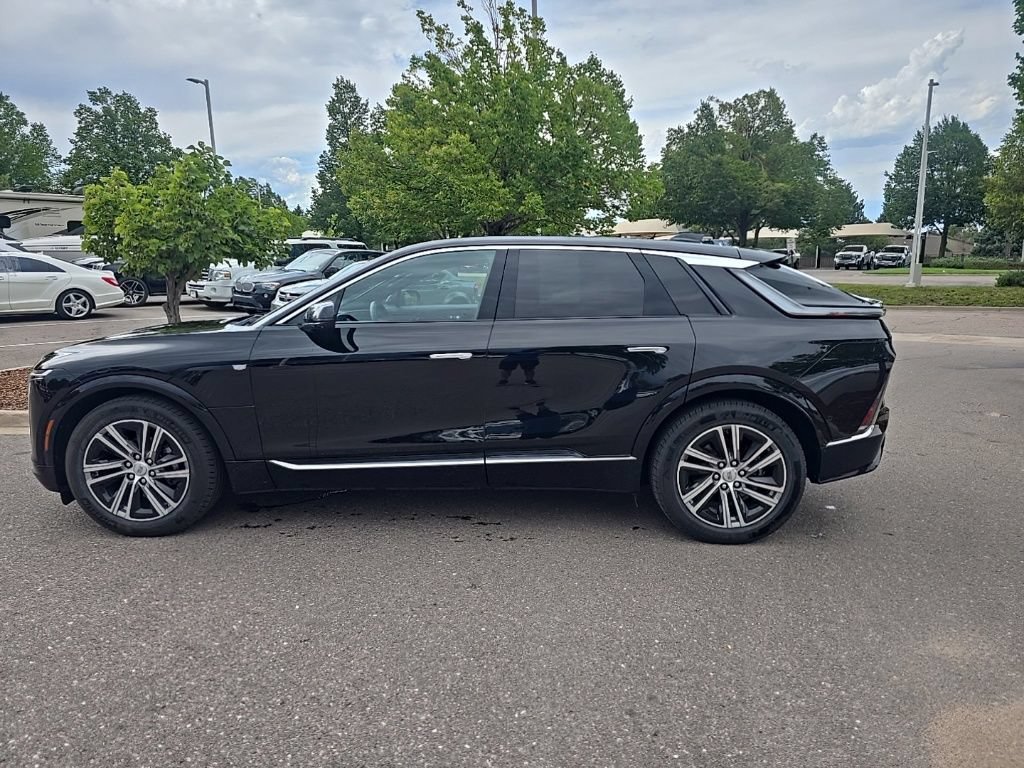 Used 2024 Cadillac LYRIQ Luxury 2 with VIN 1GYKPRRL2RZ117474 for sale in Lone Tree, CO
