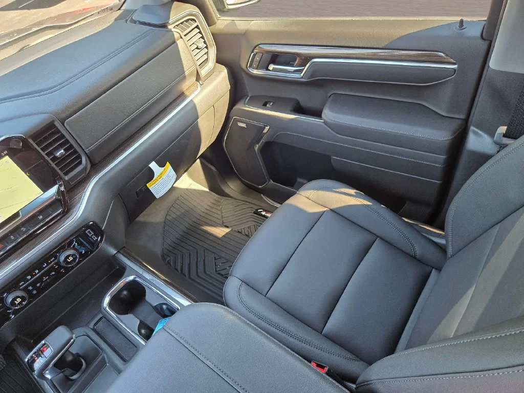 2026 Chevrolet Silverado 1500 RST - Photo 16