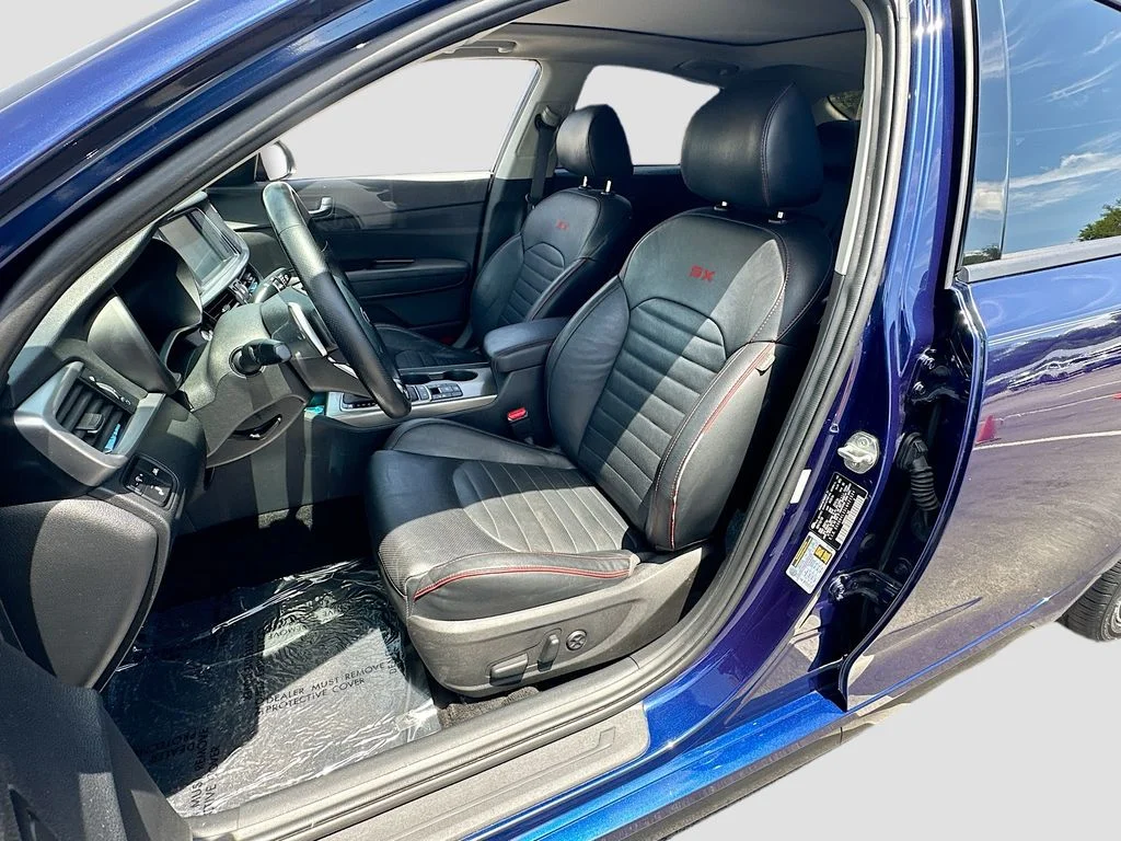 Certified Used 2020 Blue Kia SX image 22