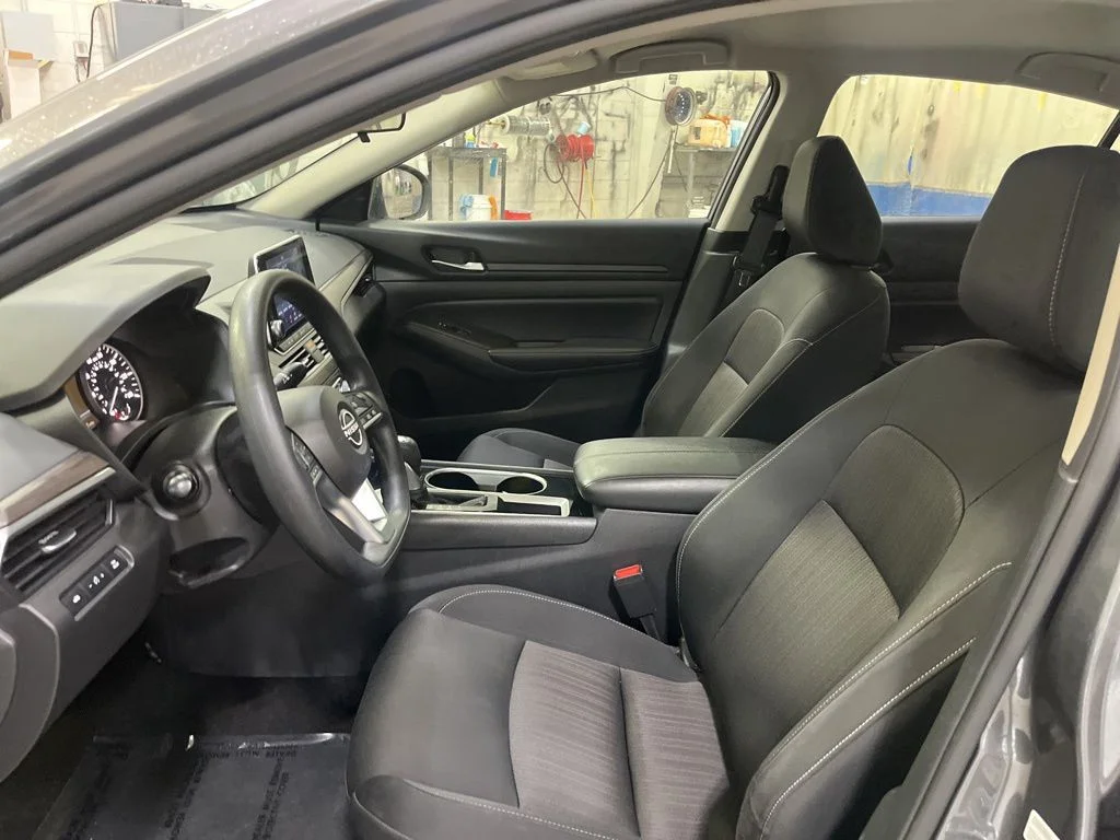 Used 2024 Gray Nissan 2.5 SV image 15