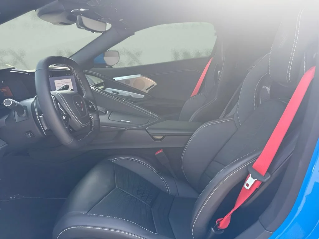 Used 2025 Rapid Blue Chevrolet 2LT image 9