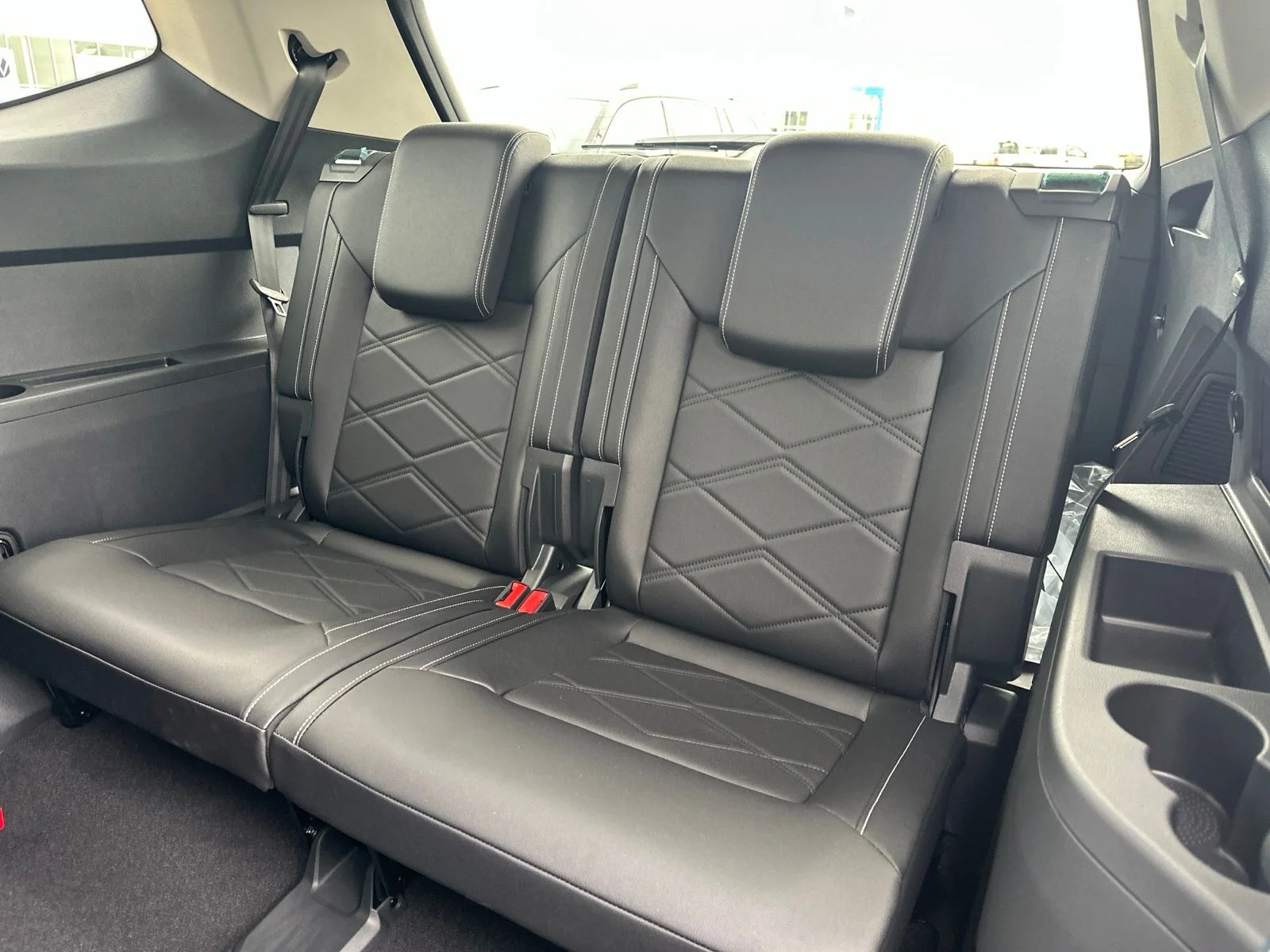 2026 Volkswagen Atlas SE w/Tech - Photo 25
