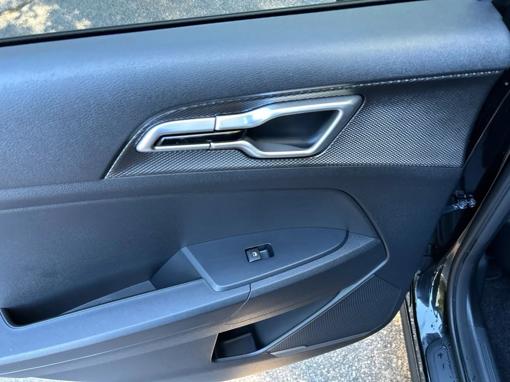Used 2025 Black Kia LX image 25
