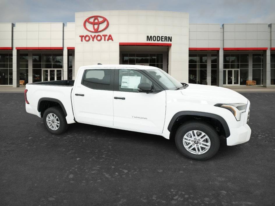 New 2026 Ice Cap Toyota SR5 image 12