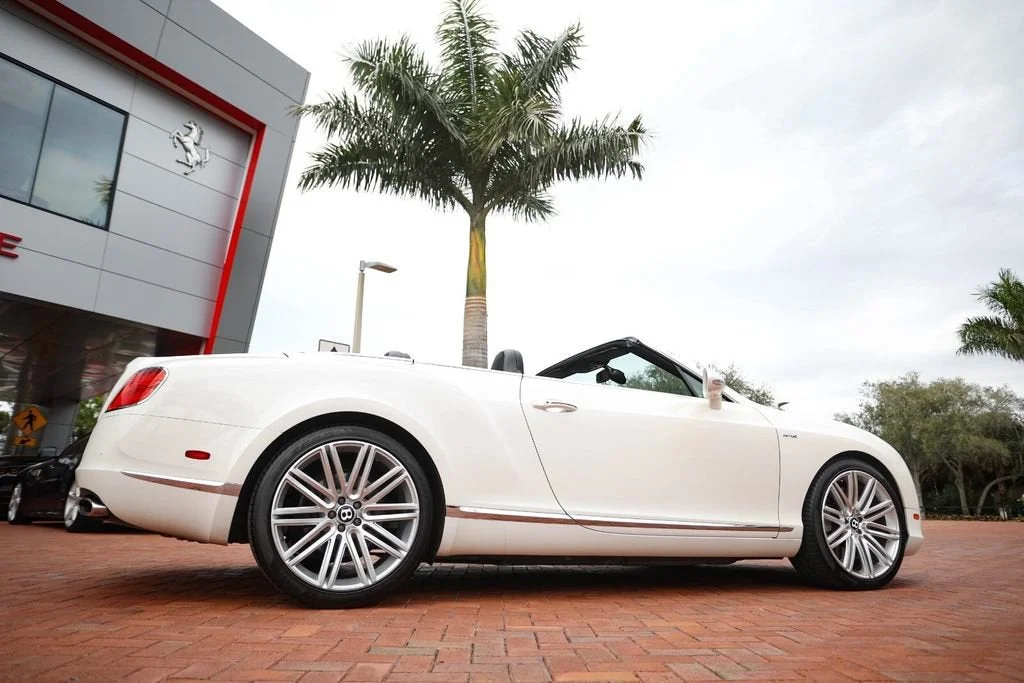 Used 2014 Glacier White Bentley Speed image 23