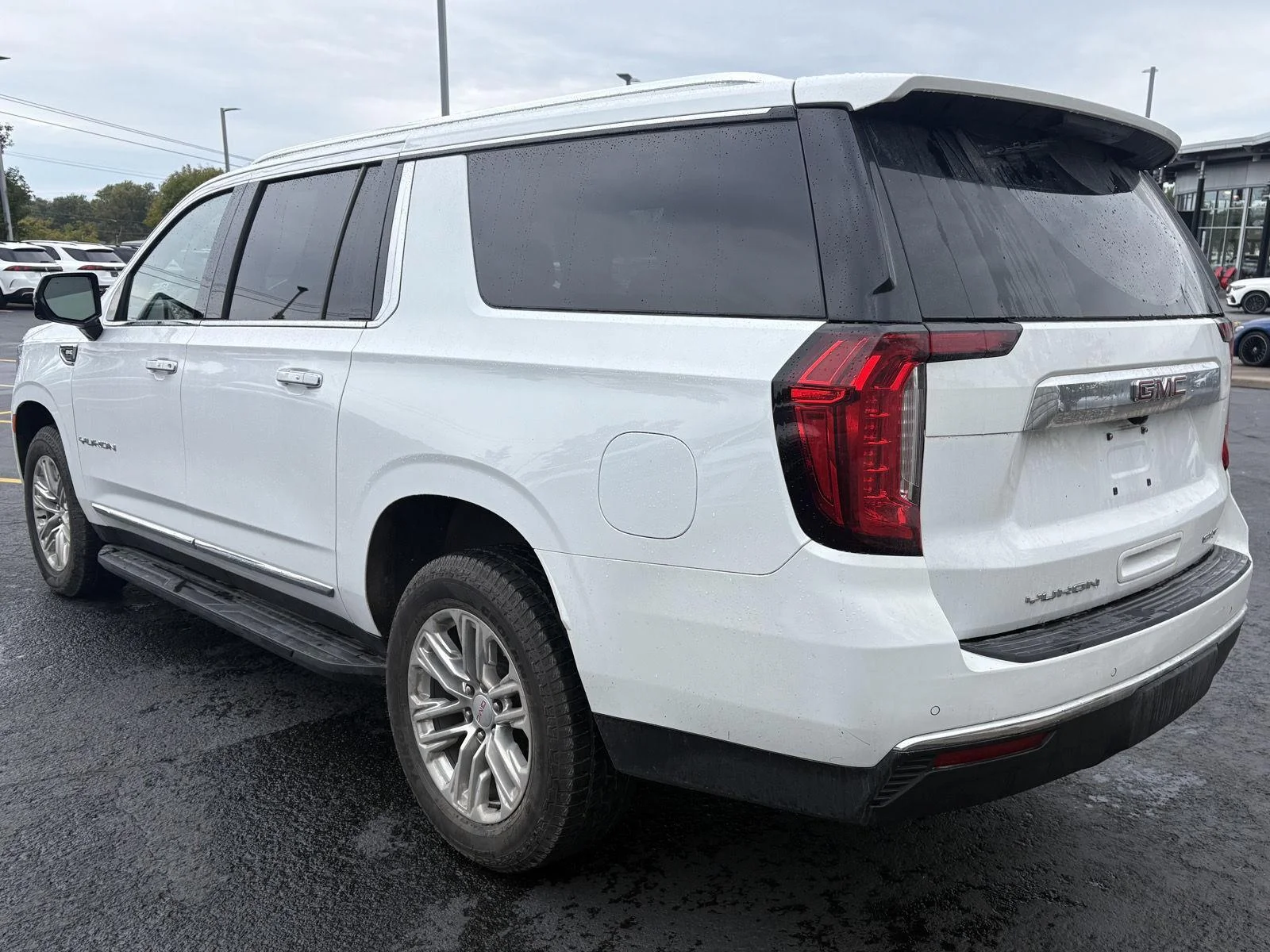 Used 2022 Summit White GMC SLT image 5