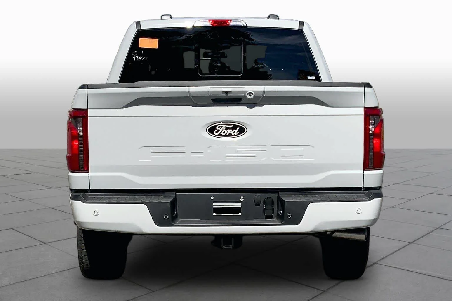 New 2026 Avalanche Ford XLT image 4