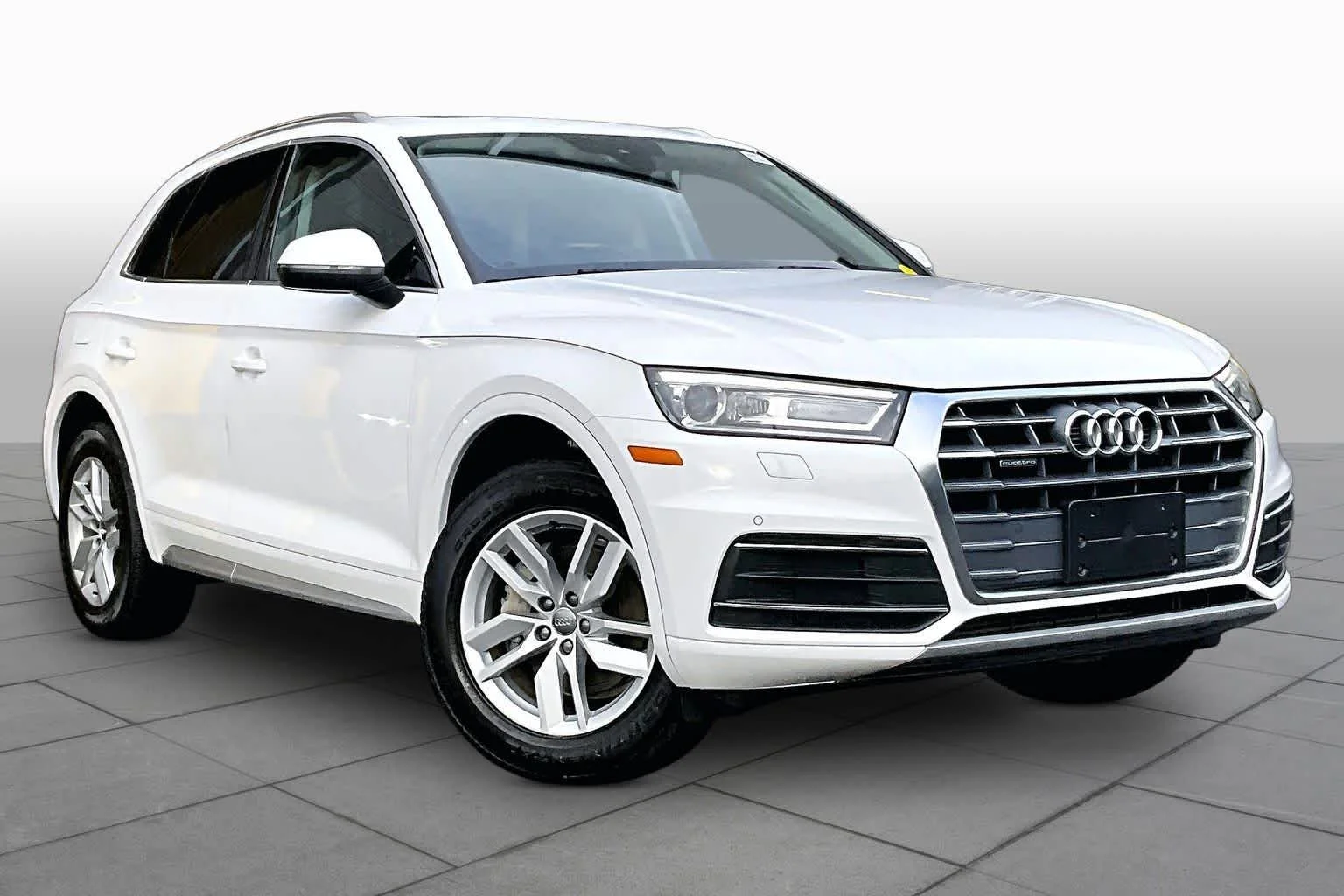 Used 2020 Brilliant Black Audi Premium image 3
