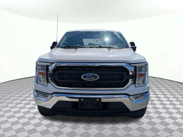 Used 2022 Oxford White Ford XLT image 8