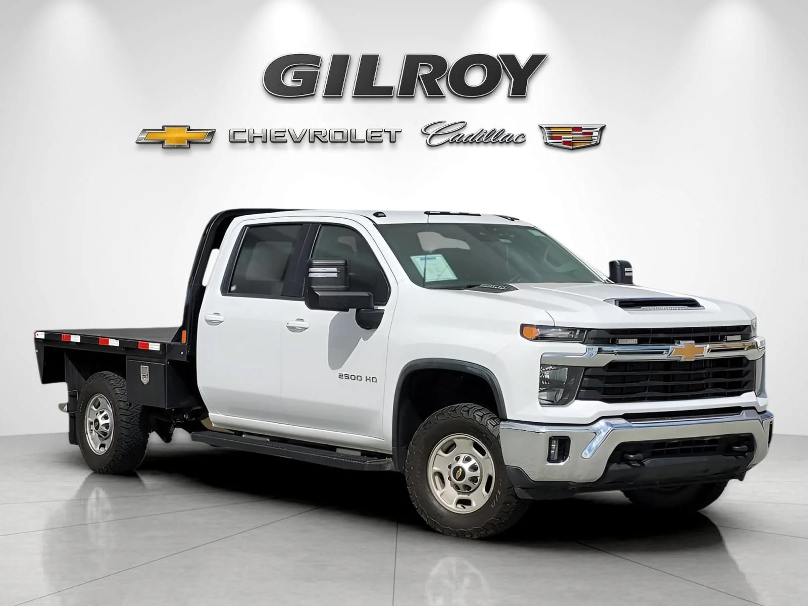 Used 2024 Summit White Chevrolet LT image 1