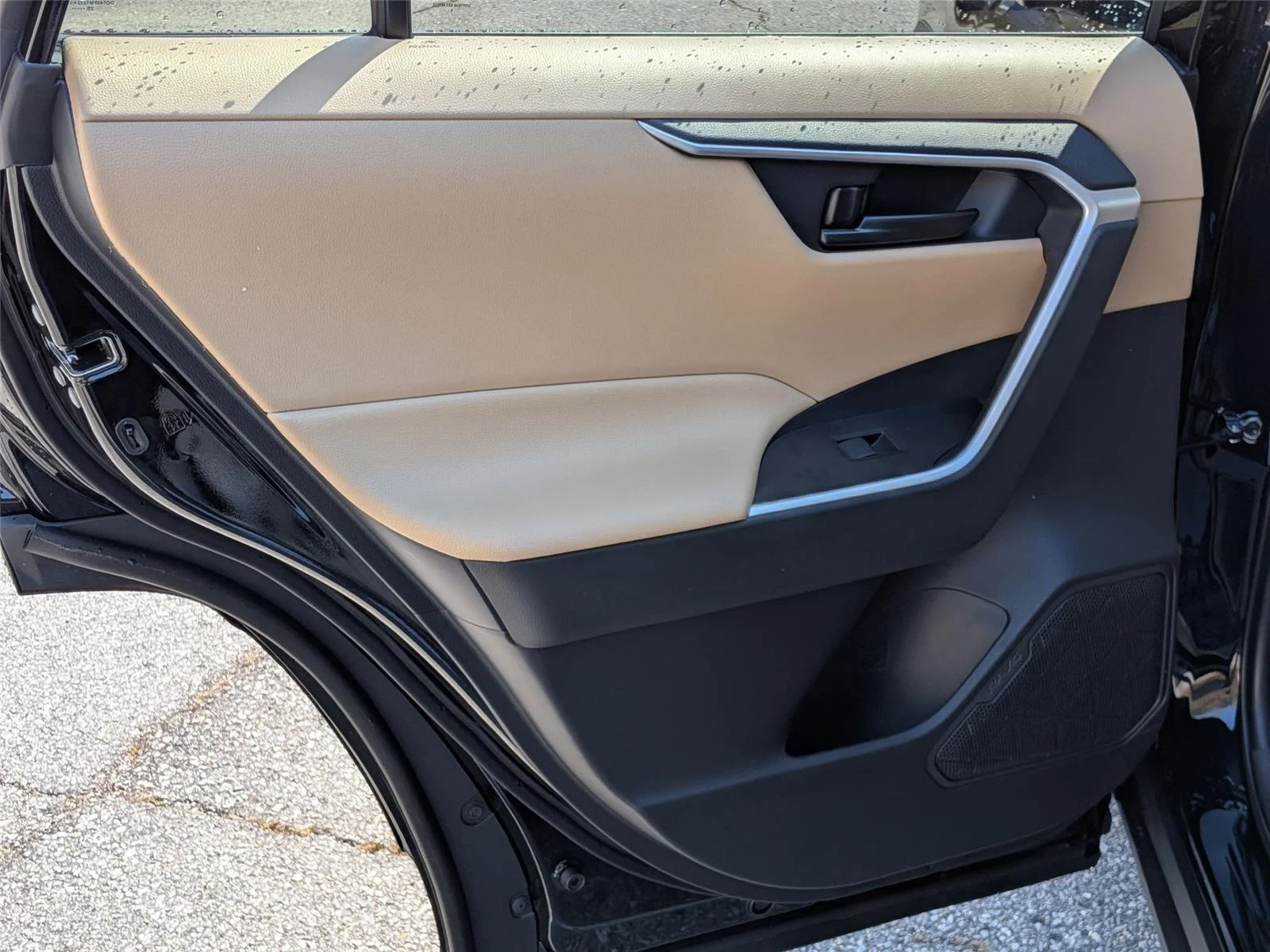 Used 2025 Midnight Black Metallic Toyota LE image 24