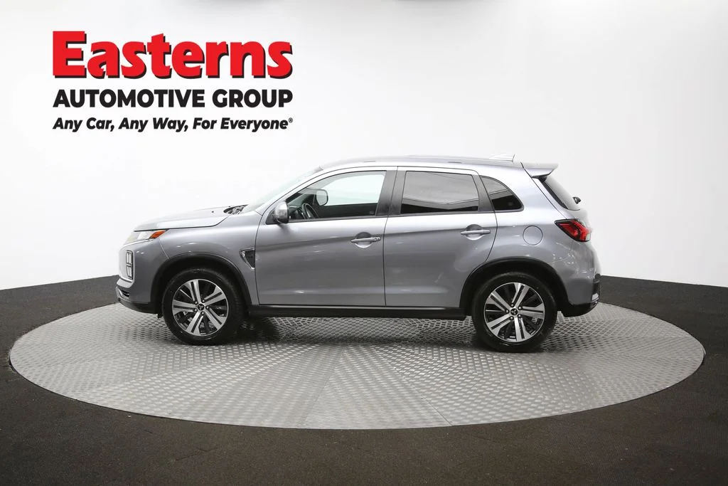 Used 2023 Gray Mitsubishi 2.0 SE image 59