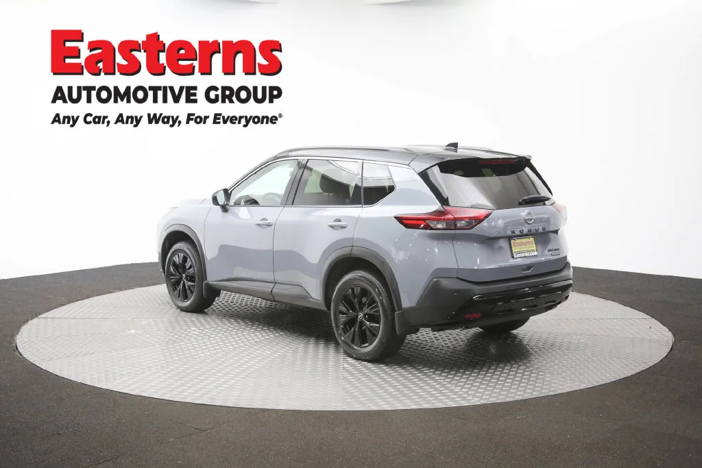 Used 2023 Gray Nissan SV image 60