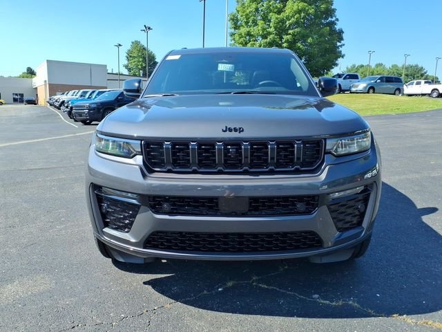 New 2026 Baltic Gray Metallic Clear-Coat Exterior Paint Jeep Limited Reserve image 2